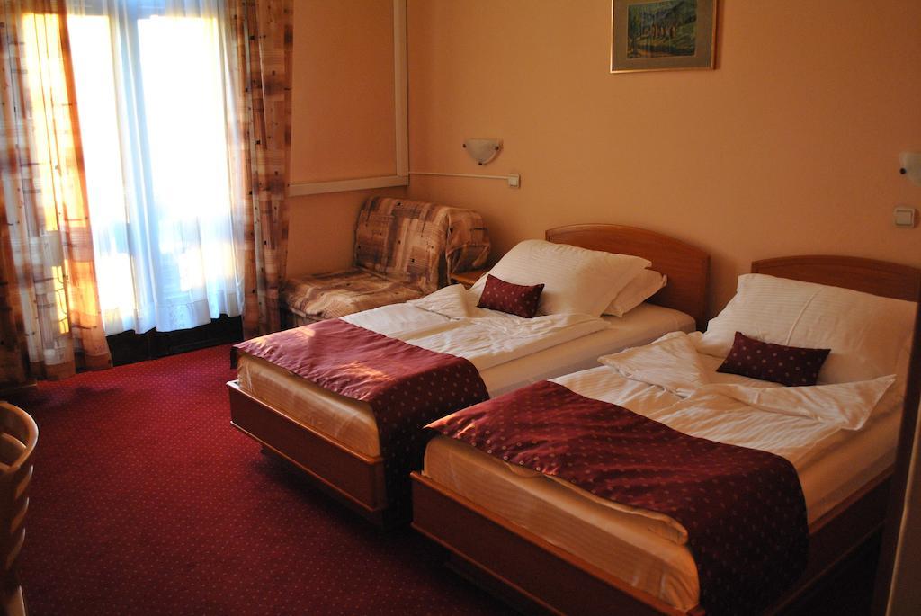 Hotel Kasina Belgrád Kültér fotó