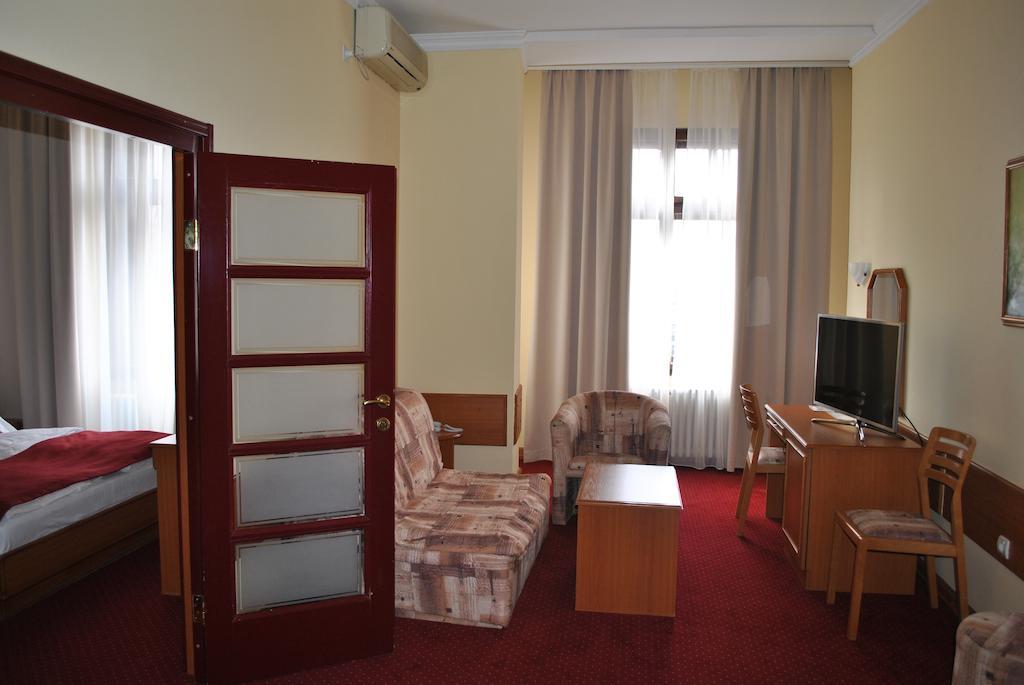 Hotel Kasina Belgrád Kültér fotó