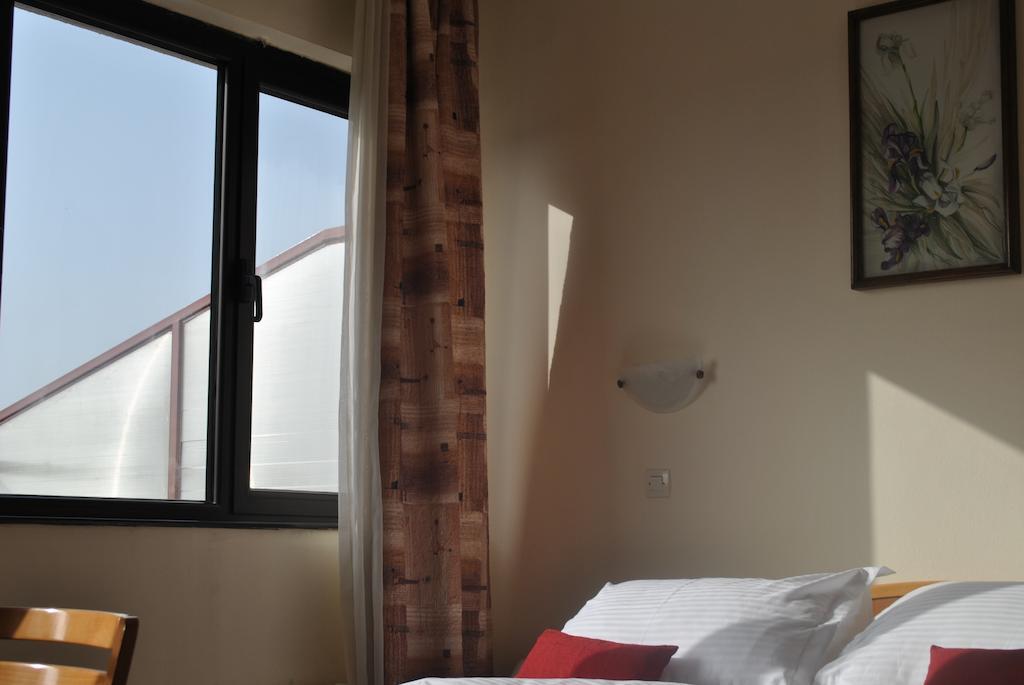 Hotel Kasina Belgrád Kültér fotó