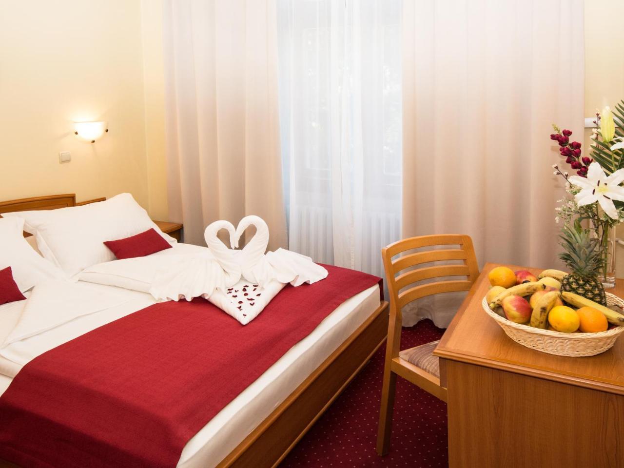 Hotel Kasina Belgrád Kültér fotó