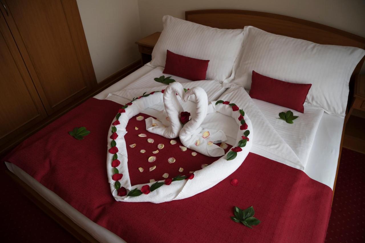 Hotel Kasina Belgrád Kültér fotó